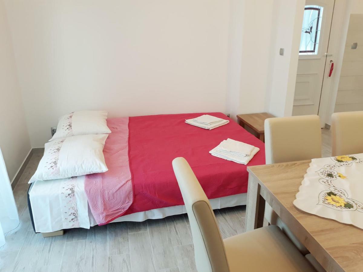 Apartmani Vinko Bol Exteriér fotografie