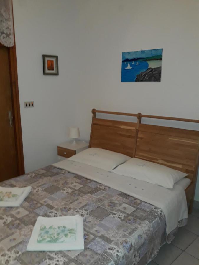 Apartmani Vinko Bol Exteriér fotografie